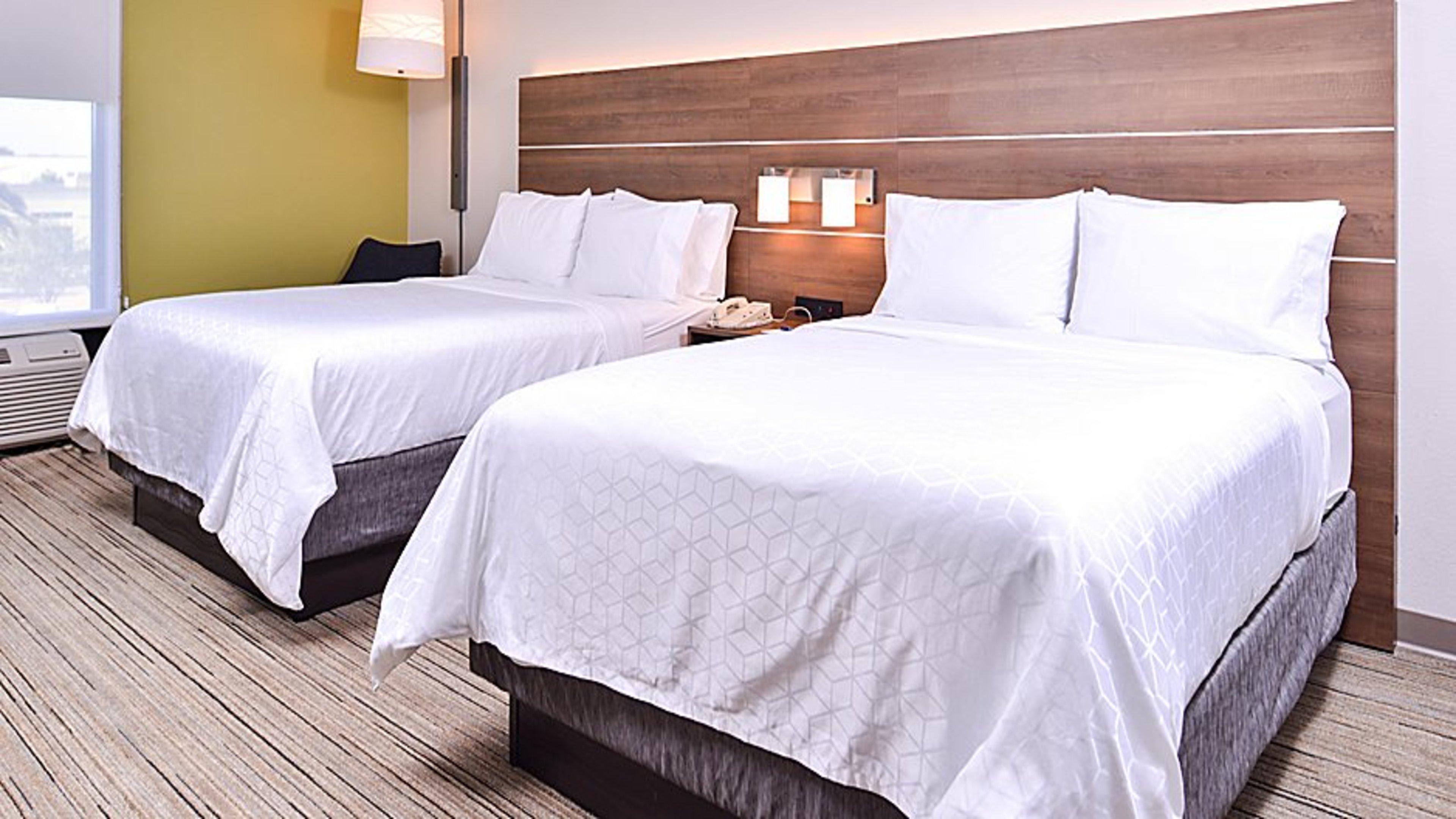 Holiday Inn Express Hotel & Suites Mount Pleasant By Ihg Ngoại thất bức ảnh