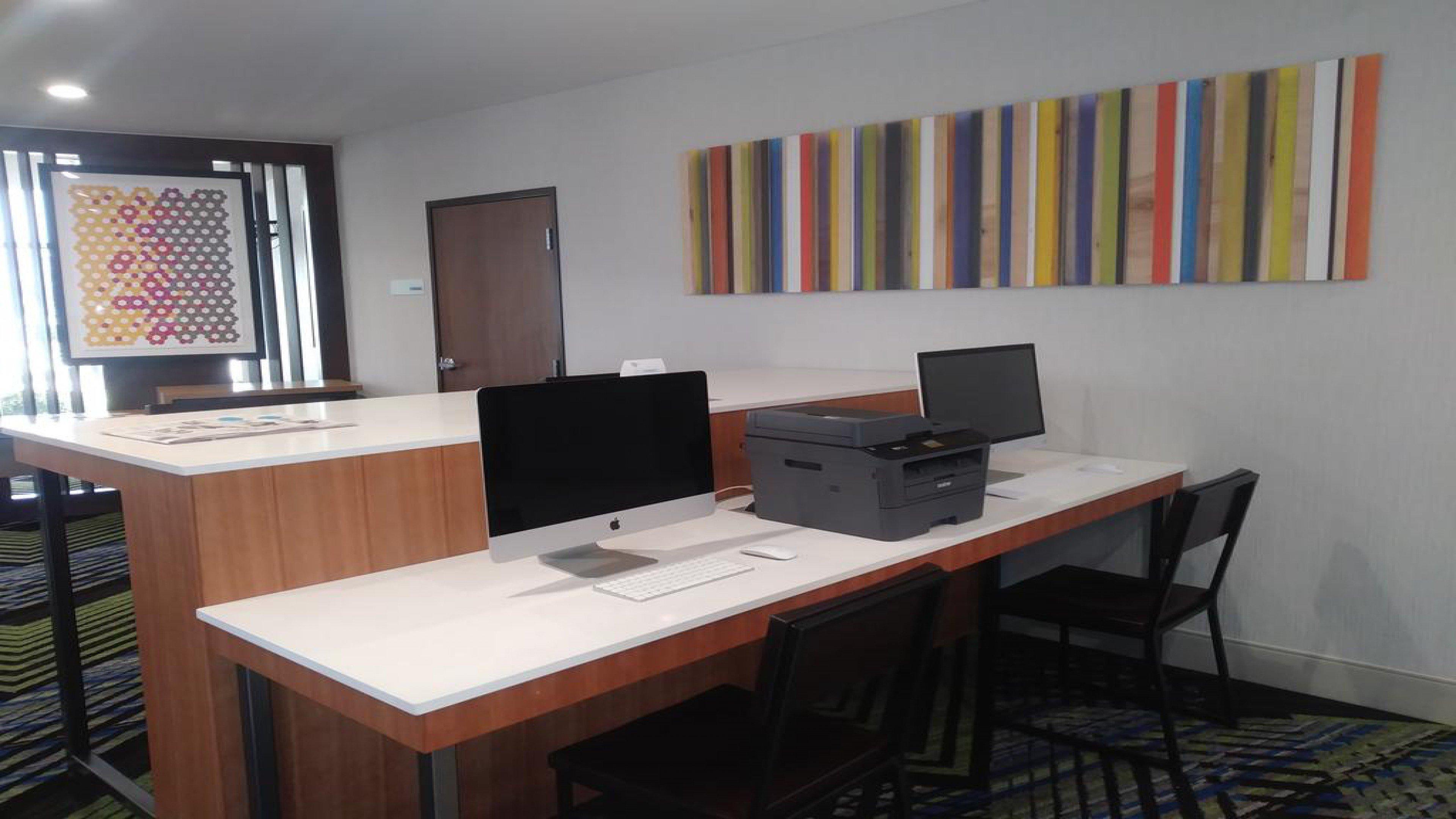 Holiday Inn Express Hotel & Suites Mount Pleasant By Ihg Ngoại thất bức ảnh