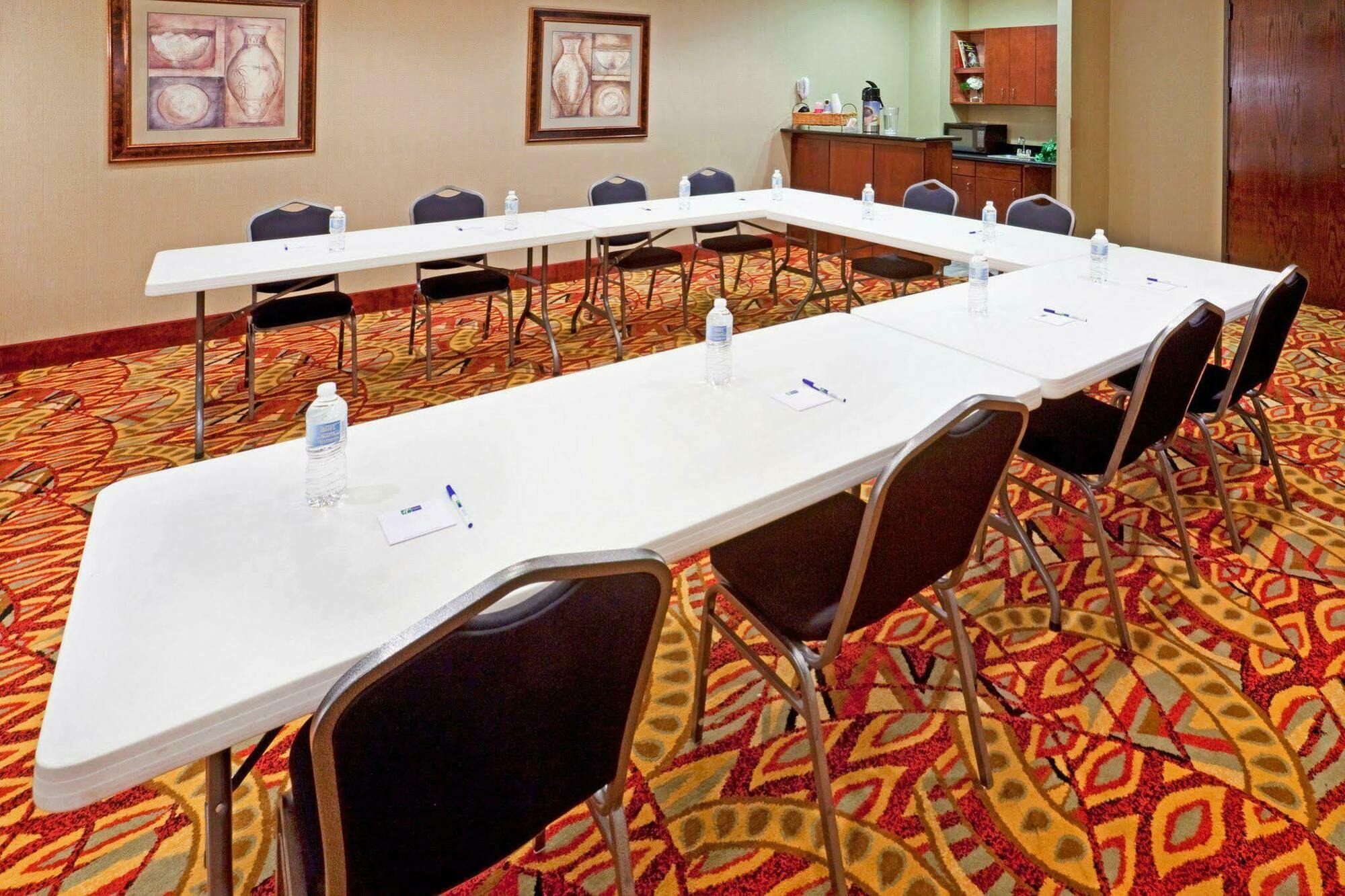 Holiday Inn Express Hotel & Suites Mount Pleasant By Ihg Tiện nghi bức ảnh